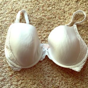 Victoria's Secret bra 34DD